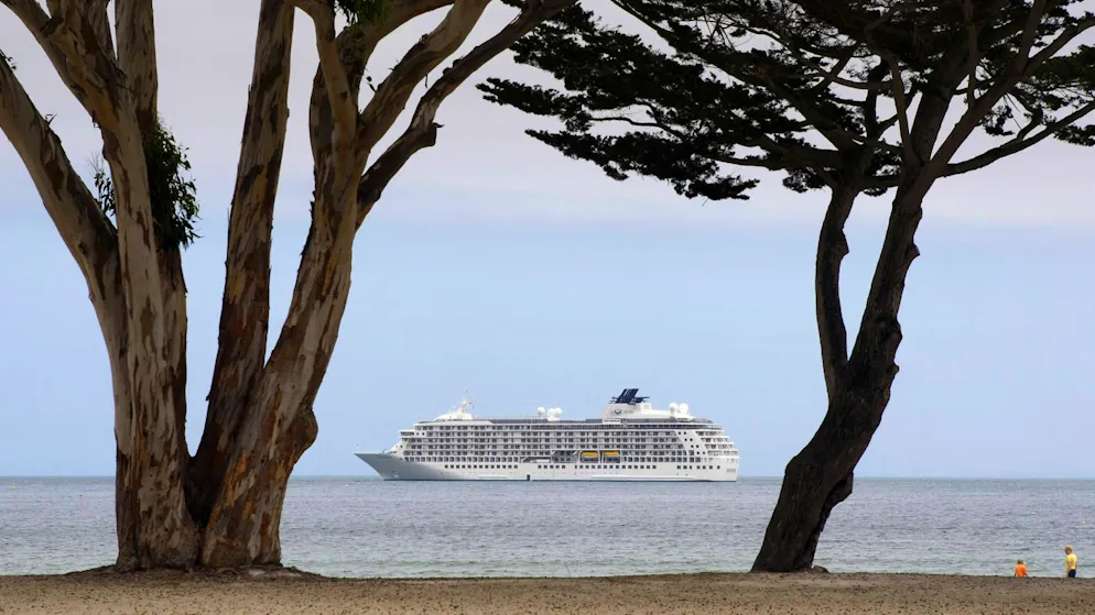 Se vivete sulla nave «The World», potete girare il mondo.