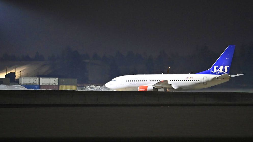 L'avion médicalisé transportant le roi Harald est arrivé dimanche soir à Oslo.