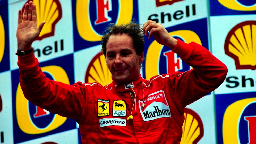 Gerhard Berger, ici en 1995 à Imola, avait été volé lors de ce GP de Saint-Marin.
