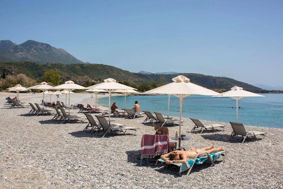 Griechenland, Spanien und Zypern gelten laut Reiseexpert*innen auch in diesem Sommer zu den Topreisezielen der Schweizer*innen.