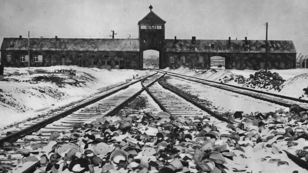 Daughter of Auschwitz commander Höss. 