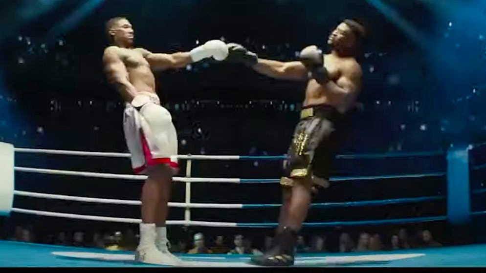 Anthony Joshua e Francis Ngannou nel trailer dell'incontro.