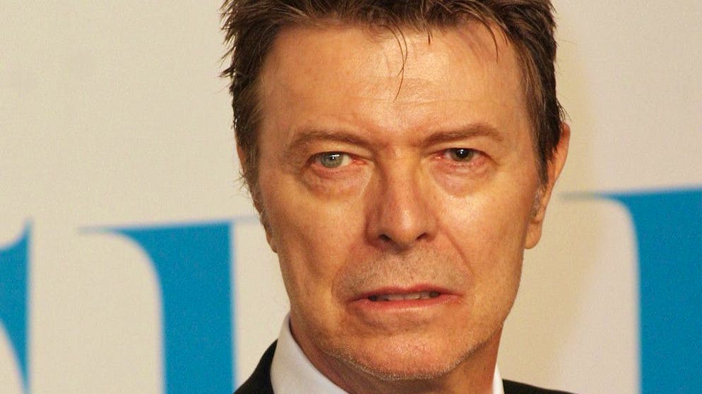 Tra scandali, passione e rimorsi. Suzi Ronson racconta la sua esplosiva relazione con (lo sposato) David Bowie