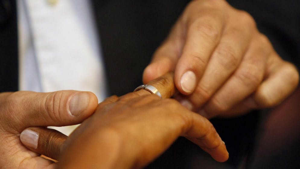 Numerous women deceived. Swiss marriage fraudster swindles thousands of francs