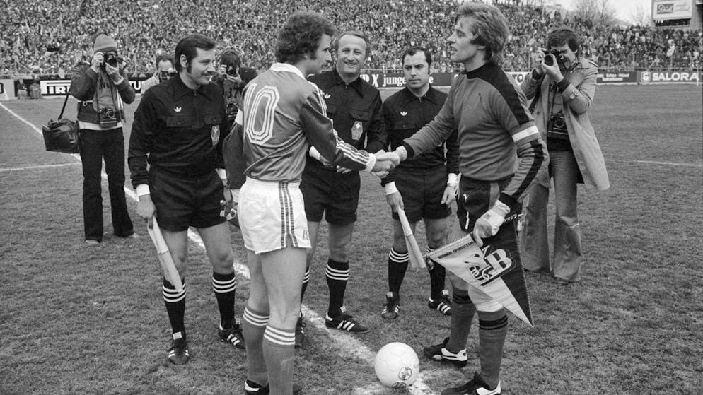 Rolf Blättler (à gauche) sous les «couleurs» du FC St. Gall.