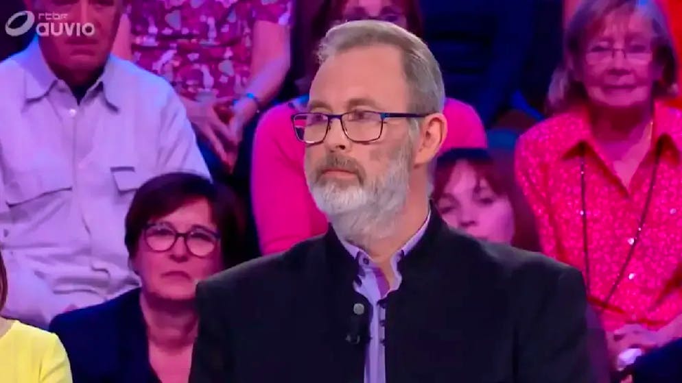 Jahrzehnte unentdeckt. Serienmörder nimmt vergnügt an französischer TV-Quizshow teil