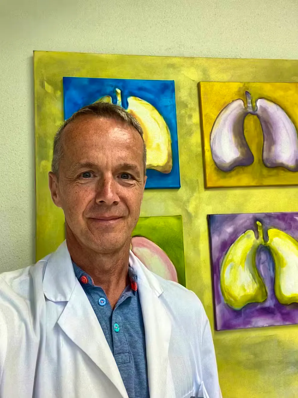 Le Dr Marc Spielmanns se consacre depuis de nombreuses années au thème du sommeil. Il est le directeur médical du Centre de médecine du sommeil de l'Oberland zurichois.