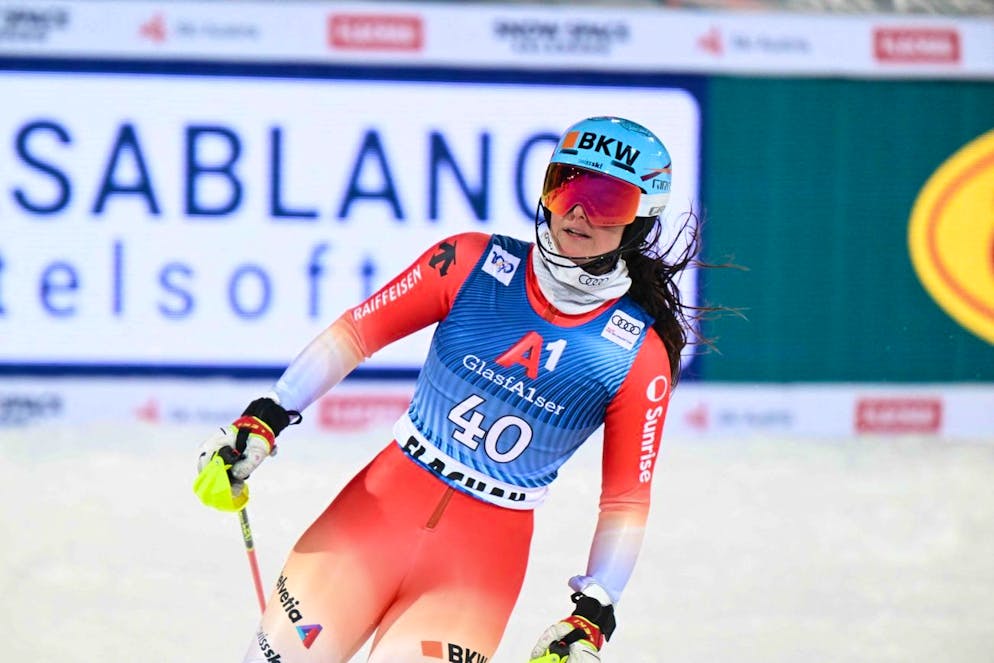 Elena Stoffel se hisse en haut du podium à Hafjell.