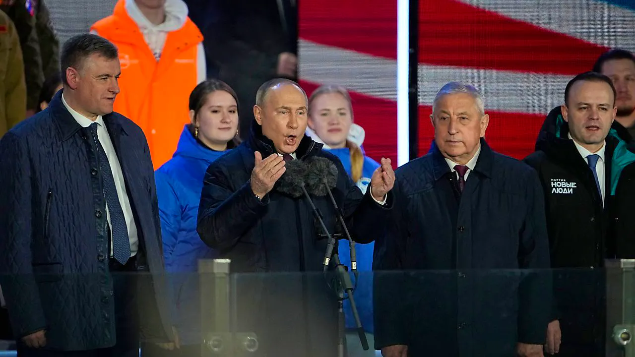 Russland. Putin feiert Wahlsieg und Krim-Annexion auf Rotem Platz