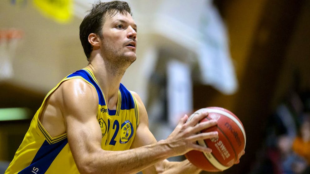 Jonathan Dubas doit concilier entraînements à cinq avec le VRB et préparation en vue des TQO de 3x3.