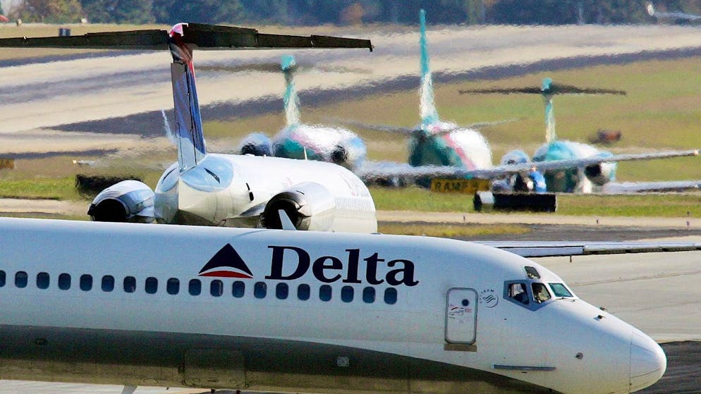 Den strengen gesetzlichen Alkohol-Grenzwert für die Luftfahrt hatte ein Delta-Airlines-Pilot bei Dienstantritt um das Zweieinhalbfache überschritten. 