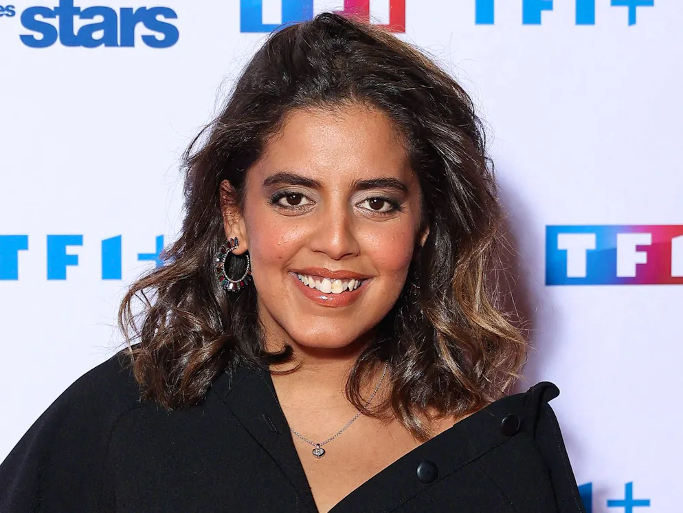 Certains accusent la production de privilégier Inès Reg, notamment en la qualifiant automatiquement pour la demi-finale après son malaise.