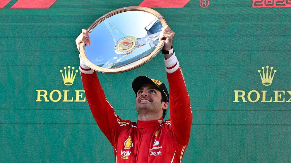 GP d’Australie. Doublé de Ferrari avec Sainz et Leclerc, Verstappen «out»