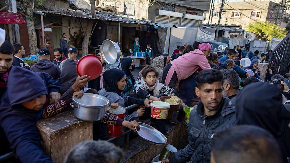 Medio Oriente. Lazzarini: «Israele non approverà più i convogli dell'Unrwa»