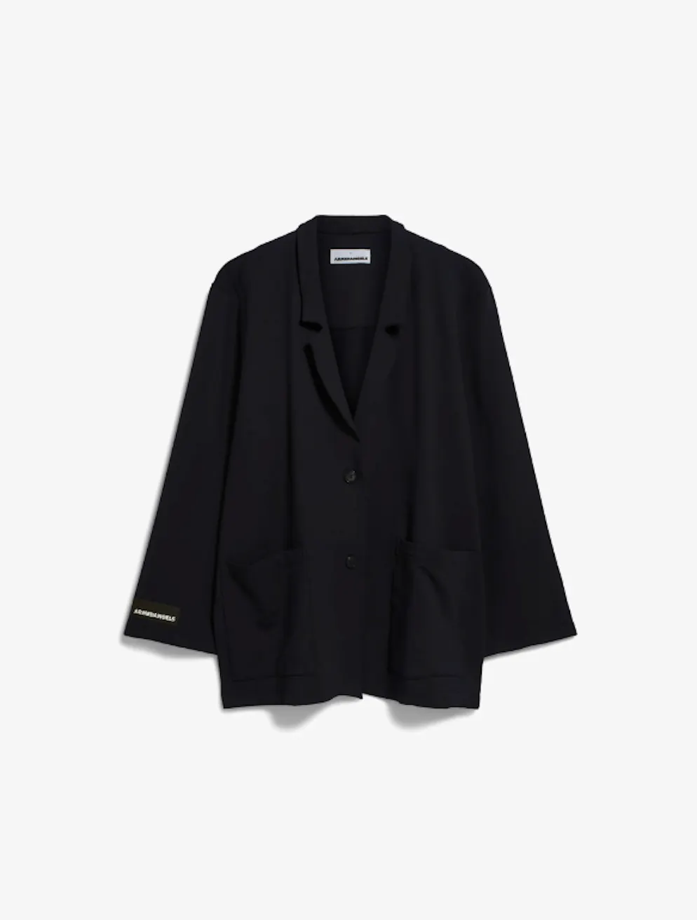 1. Trend: Oversized-Blazer. Weit geschnittener Kurzmantel von Armedangels für 169 Franken, via Zalando.