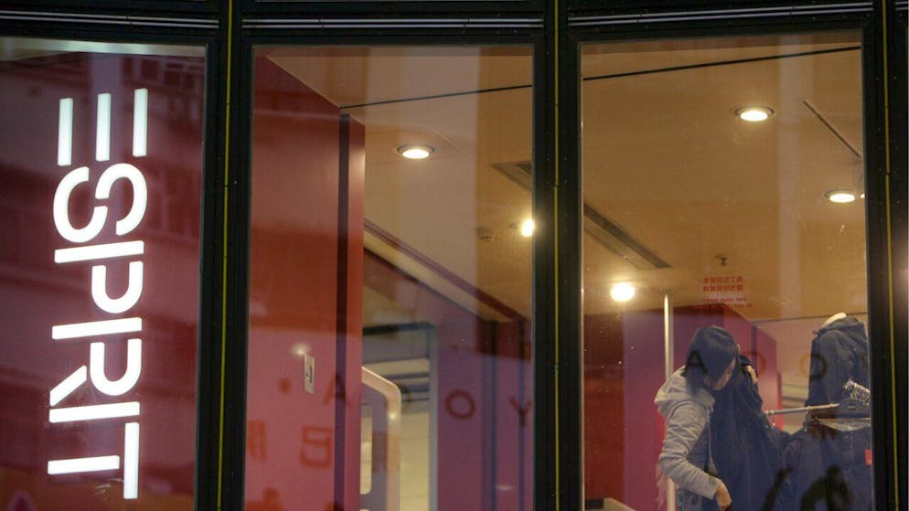 La marque de vêtements Esprit a pâti du climat peu enclin à la consommation.