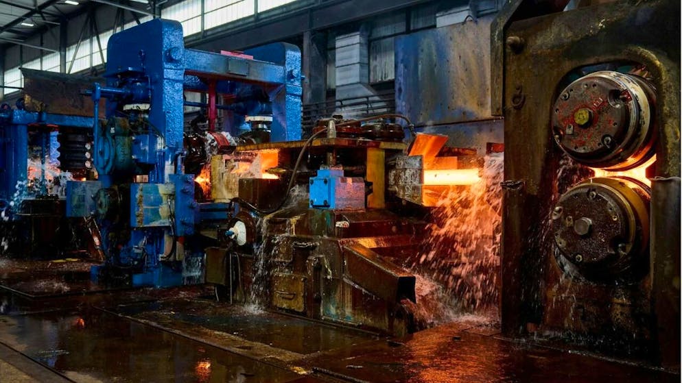 Crollo in Borsa. Swiss Steel, azienda tradizionale svizzera, è sull'orlo del baratro, migliaia di dipendenti tremano