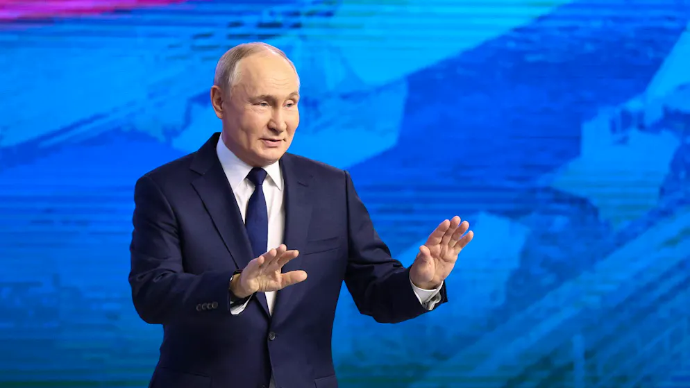 Ecco le ragioni. Ex agente segreto russo pensa che Putin abbia inscenato l'attacco terroristico