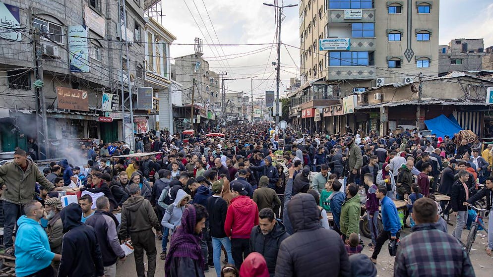 Près d'un million et demi de personnes sont massées à Rafah, dans le sud de la bande de Gaza, selon l'ONU.