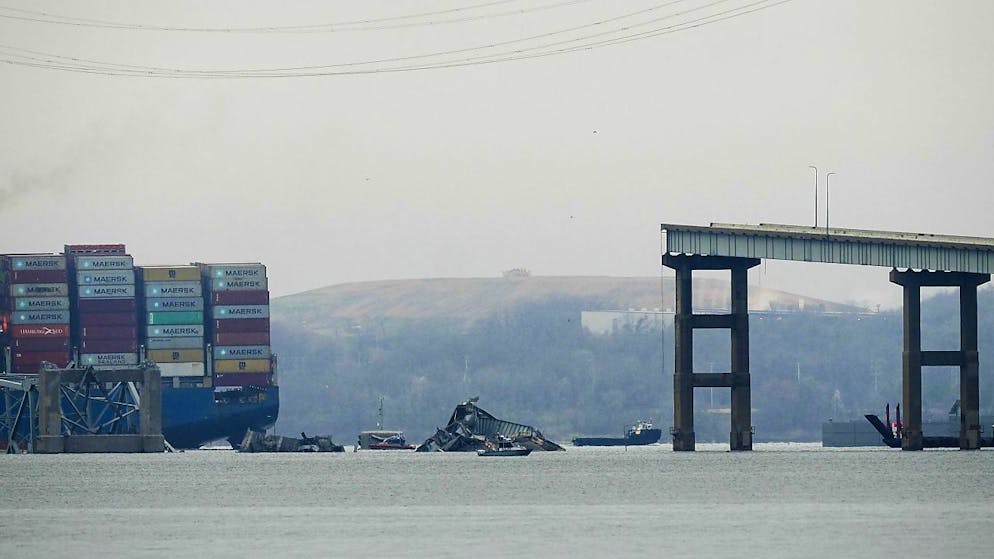 Le pont autoroutier Francis Scott Key qui s'est écroulé dans le port de Baltimore dans la nuit de mardi comporte quatre voies de circulation et est long de 2,6 km. Il est situé sur un axe nord-sud crucial pour l'économie de la côte Est des Etats-Unis.