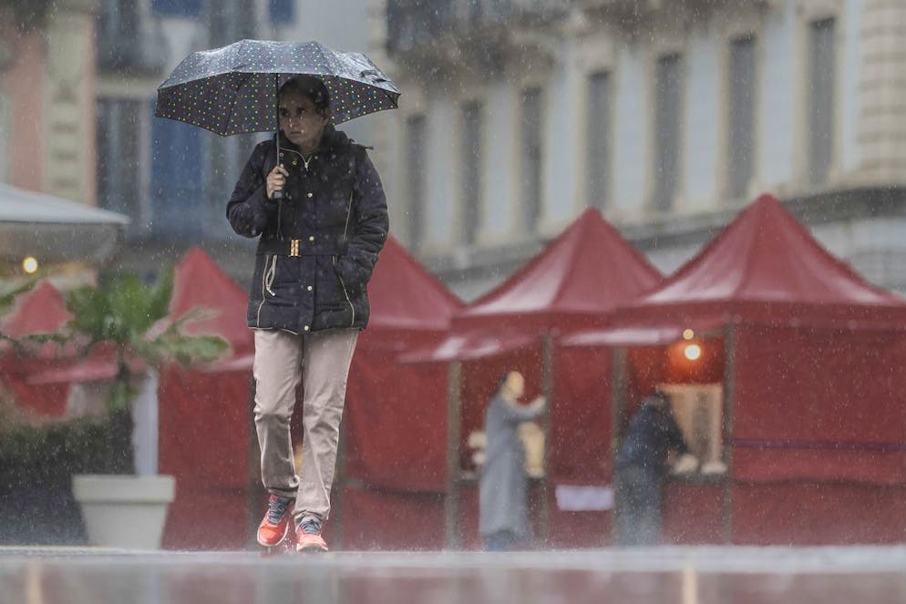 Pluies abondantes le temps maussade à Lugano, ce dimanche 31 mars 2024.