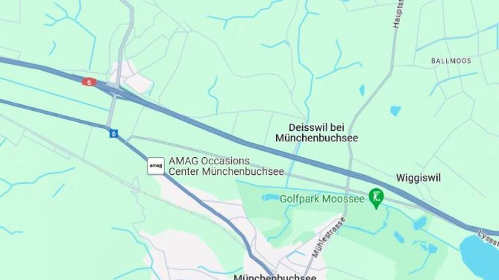 Bei der Autobahnausfahrt Lätti (links im Bild) konnten die Polizisten die mutmasslichen Raser anhalten.