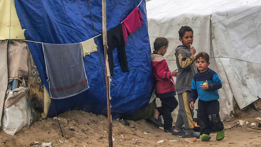 Guerra in Medio Oriente. Save the Children: «A Gaza un bimbo su 3 sotto i due anni è deperito»