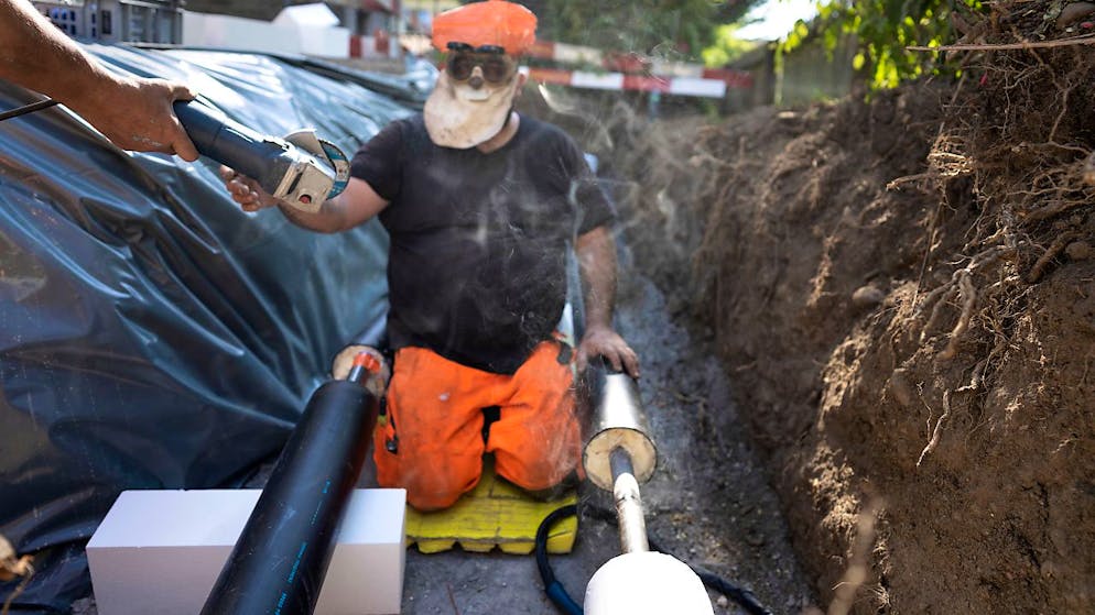 In der Stadt Zürich wird das Fernwärmenetz ausgebaut: Das EWZ rechnet in den kommenden zehn Jahren mit Investitionskosten von 1,3 Milliarden Franken.