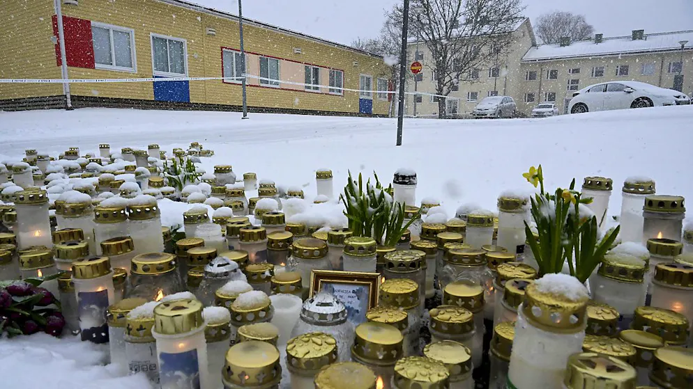 La Finlande observe mercredi un deuil national après les tirs survenus la veille dans une école.