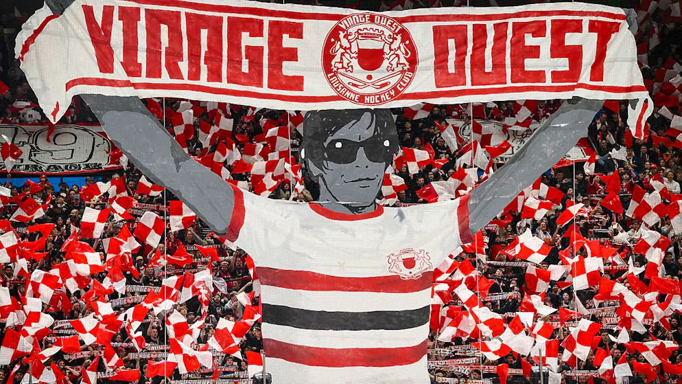 Lausanne siegt zur Geisterstunde - Gallery. Die Lausanner Fans dürfen weiter auf den erstmaligen Finaleinzug hoffen