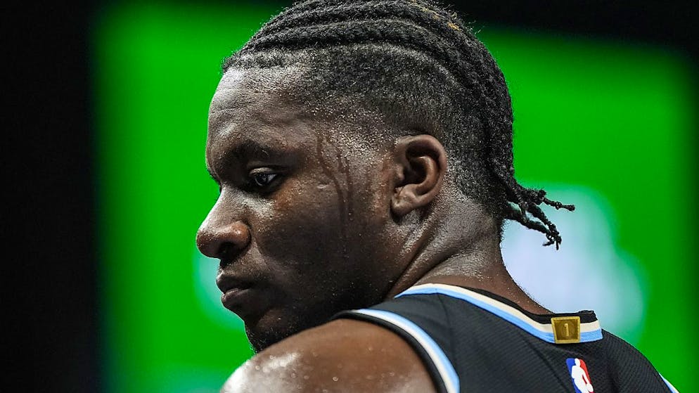 Clint Capela musste mit den Hawks nach zwei Siegen als Verlierer vom Platz