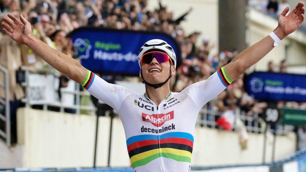 Paris - Roubaix. Mathieu Van der Poel onze ans après Fabian Cancellara