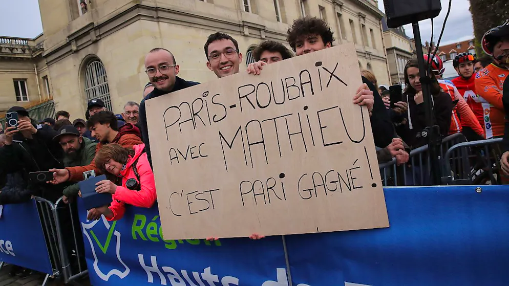 Van der Poel dominiert auch in Roubaix – Rang 5 für Küng - Gallery. Diese Fans sollte mit ihrer Wette Recht behalten