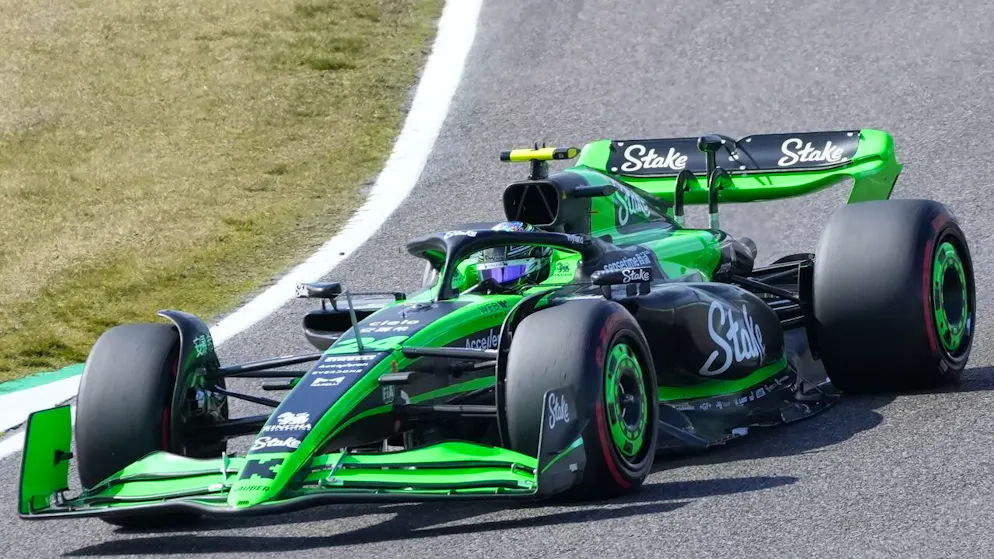 Verstappen in Suzuka ein weiteres Mal überlegen - Gallery. Am Sauber-Auto mit Zhou Guanyu gab das Getriebe den Geist auf