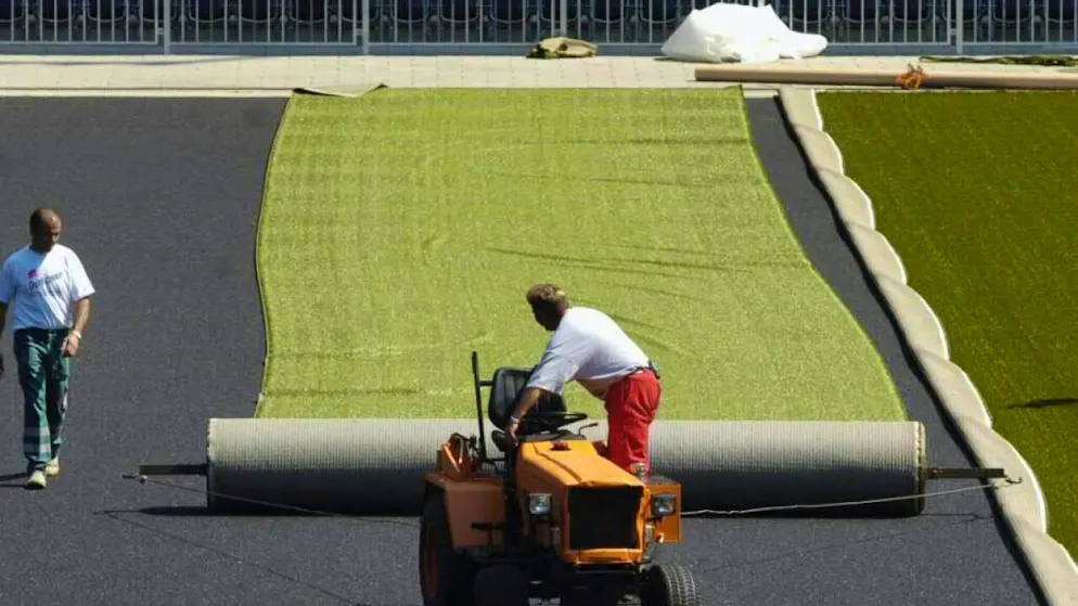 Mehr Kunstrasen auf Aargauer Fussballfeldern: Der Kanton unterstützt aus dem Swisslos-Sportfonds mit 4,4 Millionen Franken Fussball-Kunstrasenplätze als Ersatz für Naturrasenplätze. (Symbolbild)