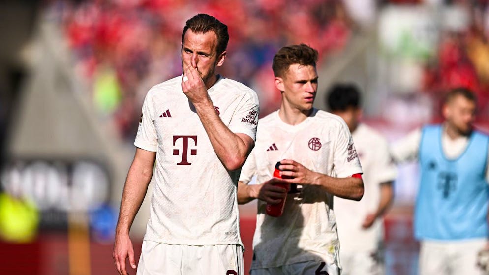 Hängende Köpfe bei Kane und Kimmich.