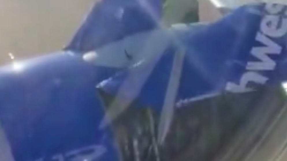 Neue Panne. Boeing-Maschine verliert beim Start Teil von Triebwerk