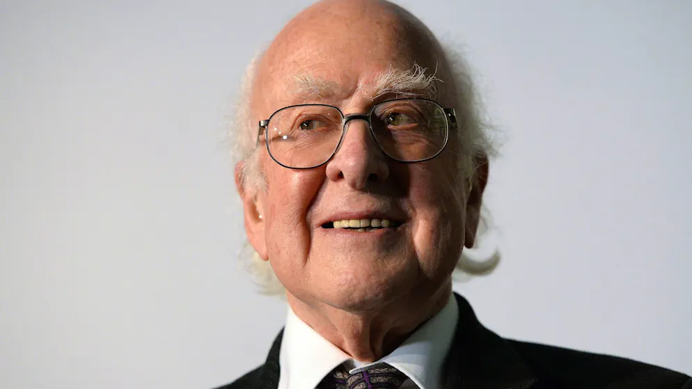 Der Nobelpreisträger Peter Higgs ist im Alter von 94 Jahren verstorben.