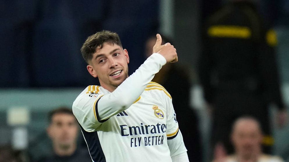 Real Madrid und Manchester City liefern eine Show ab - Gallery. Federico Valverde jubelt nach dem 3:3 für Real Madrid