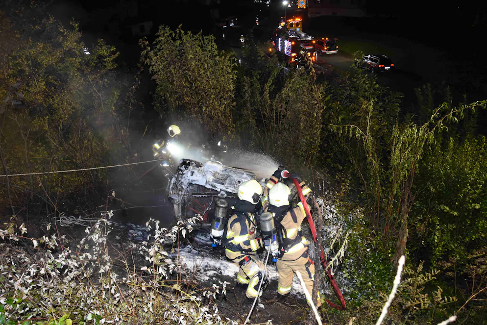 Im Oktober 2020 brannte das Fahrzeug des Mannes nach einem Unfall komplett aus. 