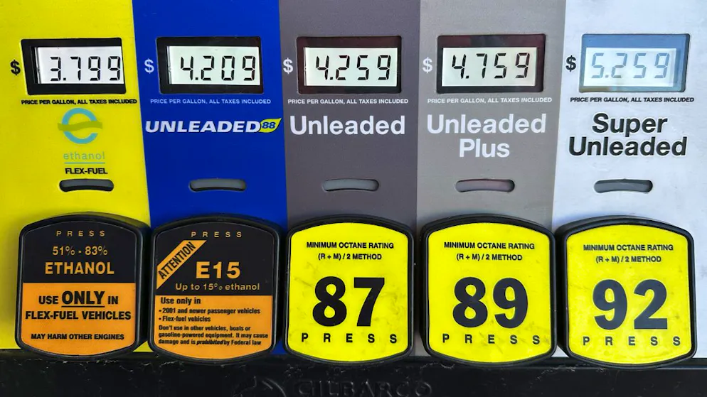 L'inflation reste largement tirée par les prix de l'essence, du logement et des transports, alors qu'à l'inverse, les tarifs de l'alimentation restent quasi inchangés pour le deuxième mois consécutif.