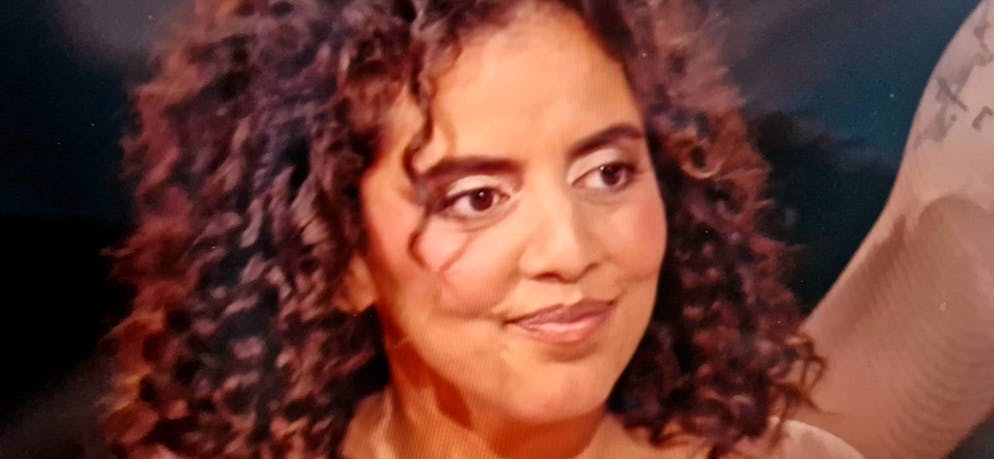 Malgré son malaise le 5 avril dans l'émission, l'humoriste compte bien continuer l'aventure.