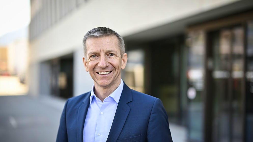 Repower-CEO Roland Leuenberger rechnet damit, dass sich die Strompreise etwas erholen und eher sinken werden. (Archivbild)