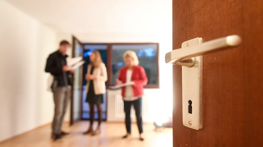 Anfangsmieten sollen nur noch angefochten werden können, wenn zusätzlich zur Wohnungsnot oder einer erheblichen Erhöhung des Mietzinses eine persönliche oder familiäre Notlage besteht, durch die sich die Mieterschaft zum Vertragsabschluss gezwungen sah. (Archivbild)