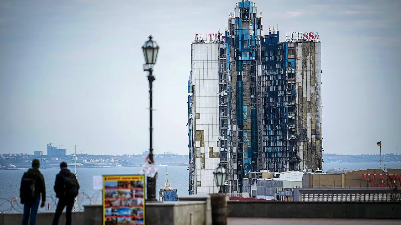 Russland. Tote und Verletzte nach russischem Raketenangriff auf Odessa