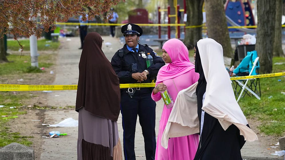 Une trentaine de coups de feu ont été entendus dans le parc où un millier de personnes étaient rassemblées.