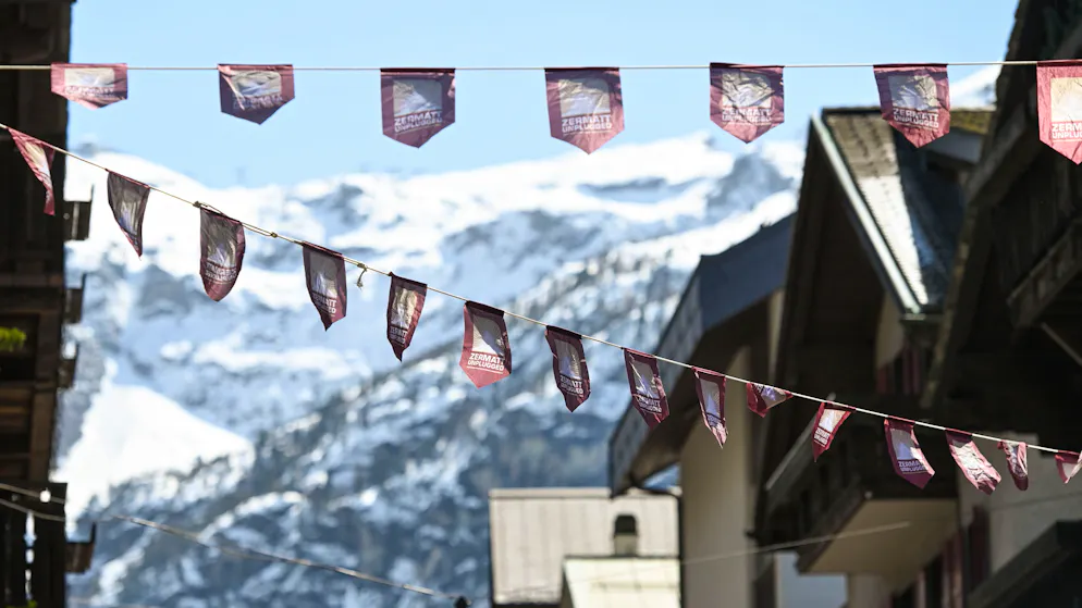 Zermatt Unplugged Donnerstag. Zeichnet ein Bergdorf wie Zermatt aus: die malerische Kulisse im Hintergrund.
