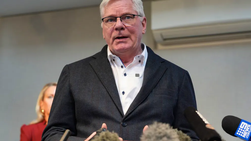 ARCHIV - Kristinn Hrafnsson, Chefredakteur von WikiLeaks, spricht während einer Pressekonferenz in der Doughty Street Chambers, nachdem Julian Assanges Antrag auf Berufung gegen die Auslieferung an die USA verschoben wurde. Foto: Lucy North/PA Wire/dpa