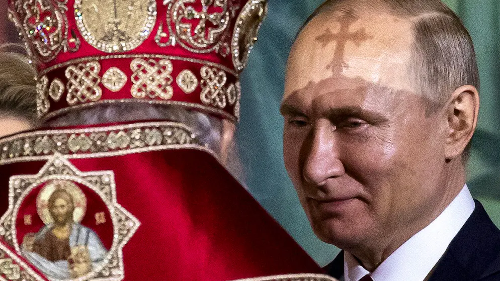 Patriarch Kyrill (links) trifft in Moskau Wladimir Putin: Seine Kirche ist voll auf der Linie des Kreml.