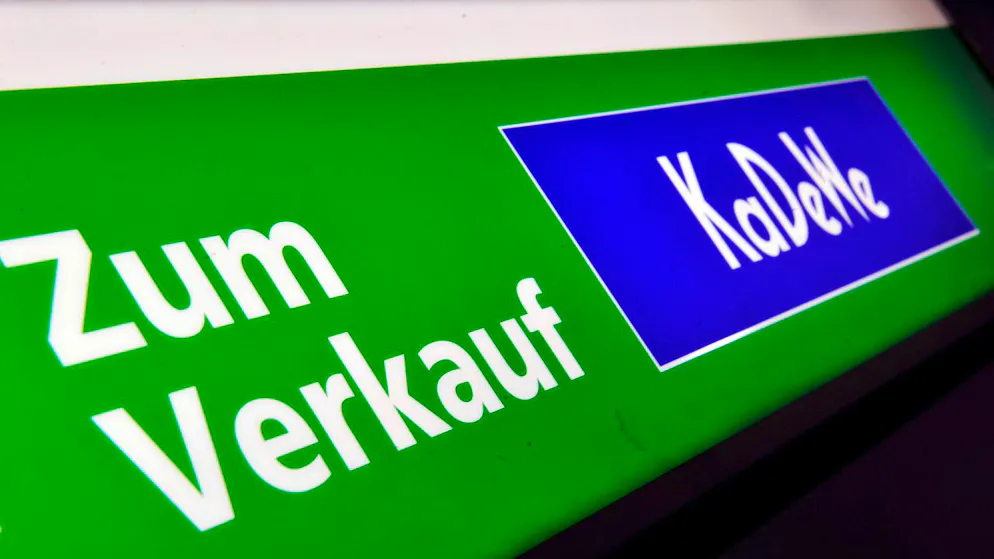 Das berühmte Luxuskaufhaus KaDeWe in Berlin hat laut Bericht des "Handelsblatts" den Besitzer gewechselt. Die thailändische Central Group habe das Gebäude für 1 Milliarde Euro von der insolventen Signa-Gruppe gekauft. (Archivbild)